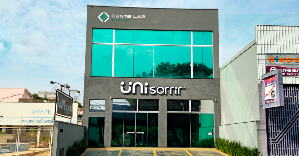 Fachada Unisorrir
